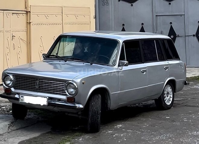 LADA (VAZ) 2102-10