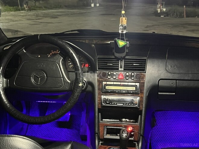 Mercedes C 230-13