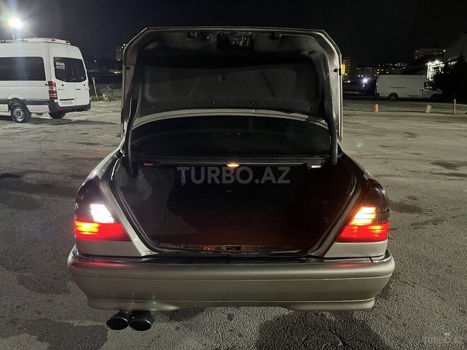 Mercedes C 230-8