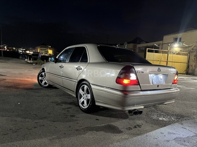 Mercedes C 230-4