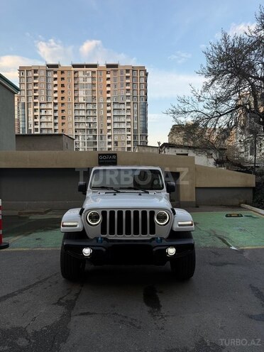 Jeep Wrangler-3