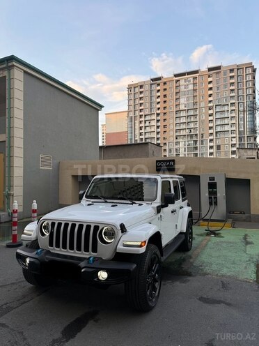 Jeep Wrangler-1