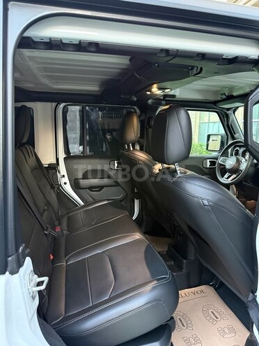 Jeep Wrangler-17