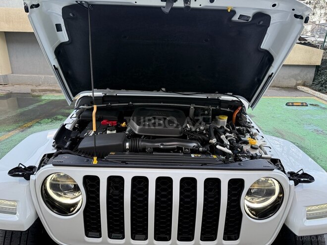 Jeep Wrangler-19