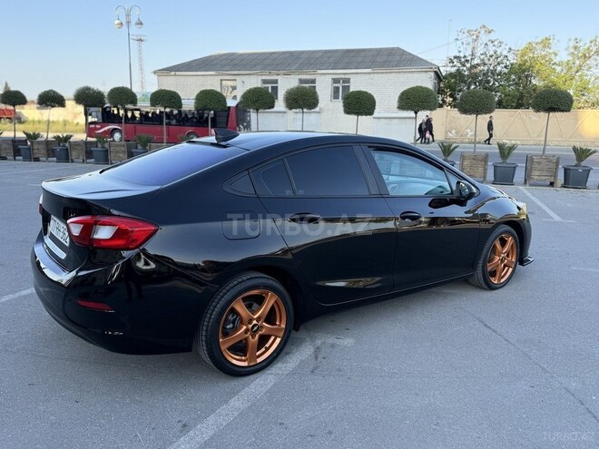 Chevrolet Cruze-7