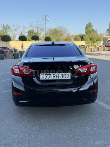 Chevrolet Cruze-16
