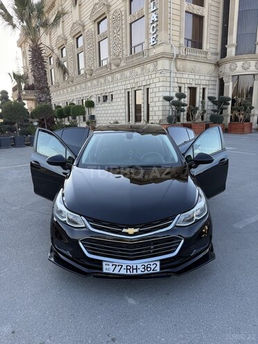 Chevrolet Cruze-12