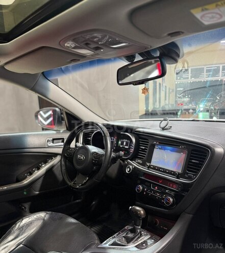 Kia Optima-17