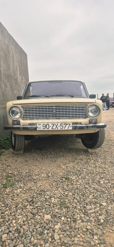 LADA (VAZ) 21011-2