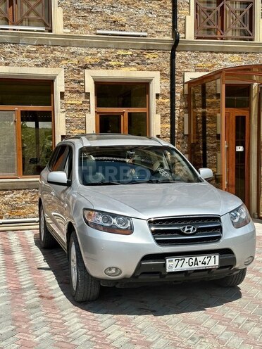 Hyundai Santa Fe-1