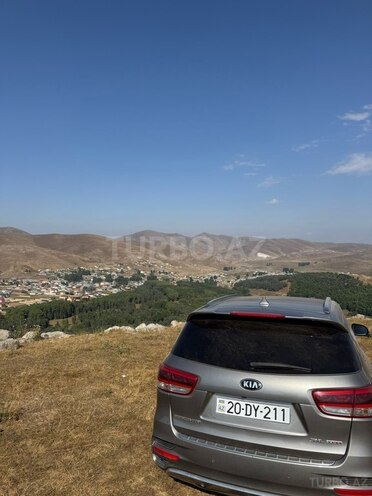 Kia Sorento-8