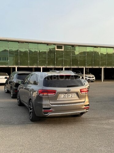 Kia Sorento-7