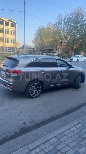 Kia Sorento-5