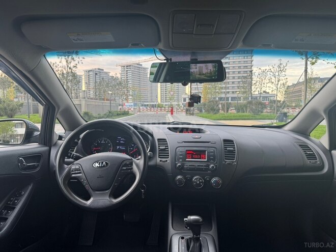 Kia Forte-11