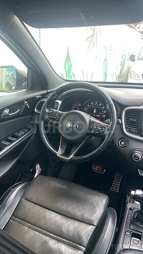 Kia Sorento-14