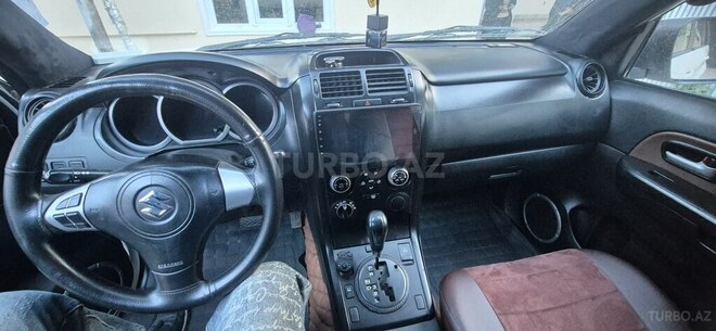 Suzuki Grand Vitara-8
