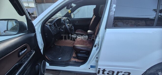 Suzuki Grand Vitara-5