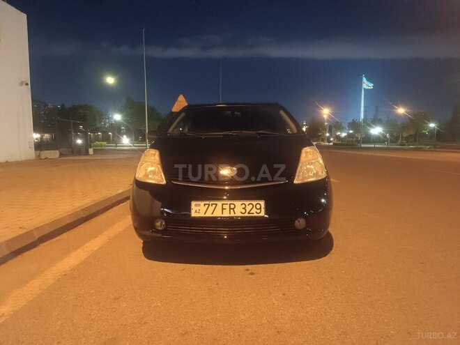 Toyota Prius-1