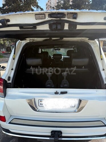 Toyota Land Cruiser-2