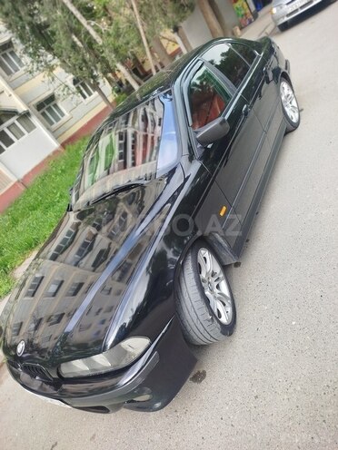 BMW 523-9