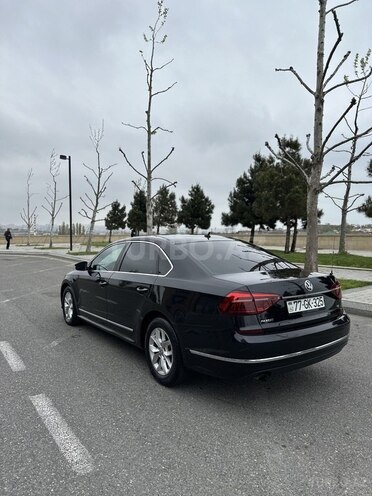 Volkswagen Passat-6