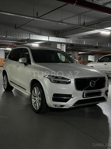 Volvo XC90-3
