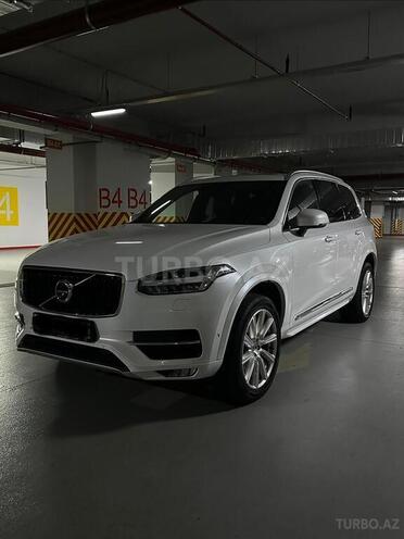 Volvo XC90-4