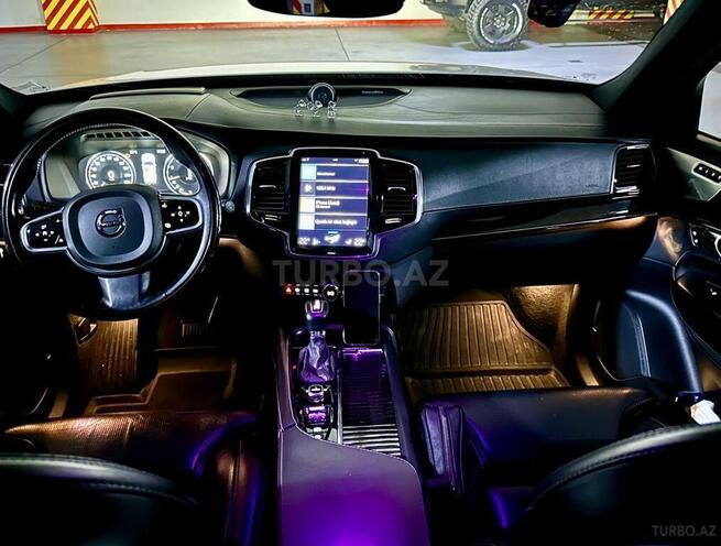 Volvo XC90-7