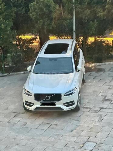 Volvo XC90-12