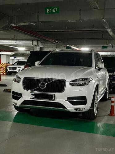Volvo XC90-13