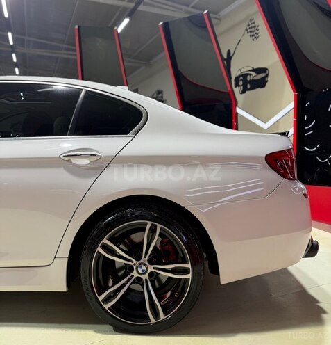 BMW 528-13