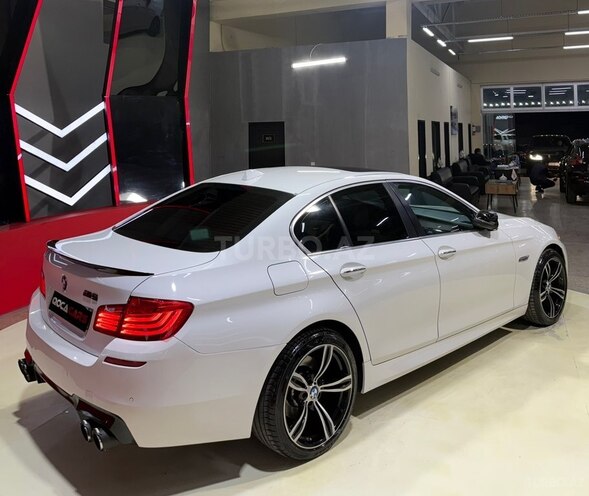 BMW 528-10