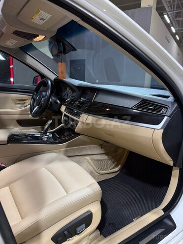 BMW 528-19