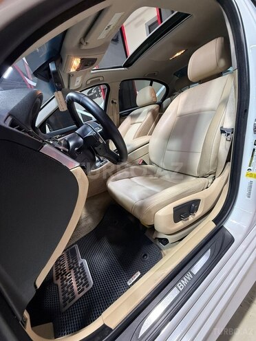 BMW 528-18