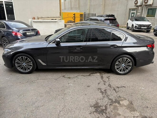 BMW 530e-4