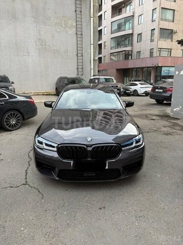 BMW 530e-1