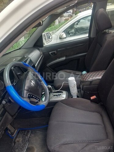 Hyundai Santa Fe-9
