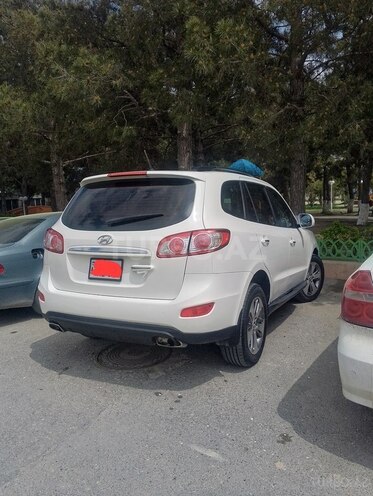 Hyundai Santa Fe-3