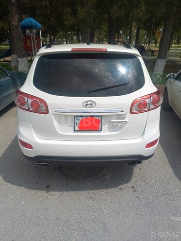 Hyundai Santa Fe-5
