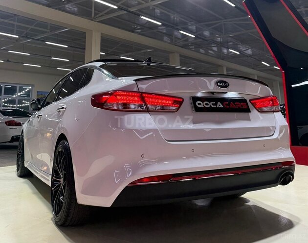 Kia Optima-12