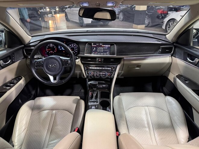 Kia Optima-21