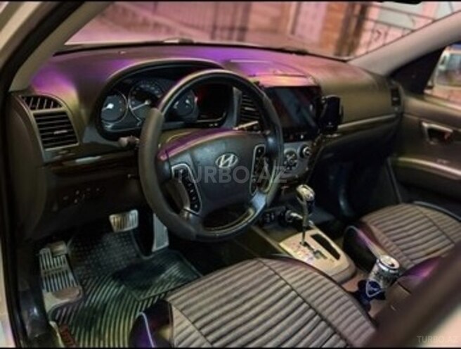 Hyundai Santa Fe-3
