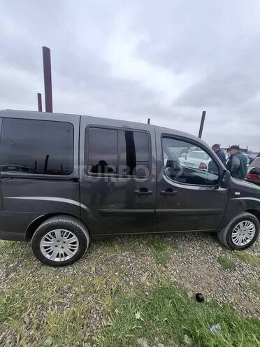 Fiat Doblo-4