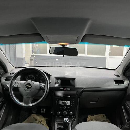 Opel Astra-13