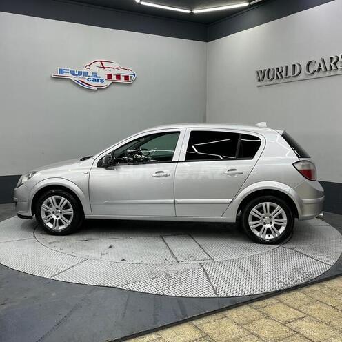 Opel Astra-7