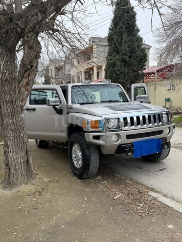 Hummer H3-8