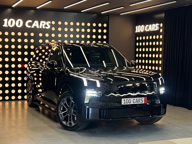 Lynk & Co 900-4