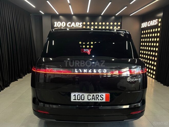 Lynk & Co 900-7