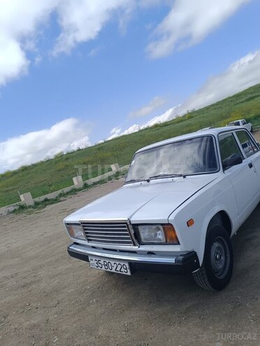 LADA (VAZ) 2107-1