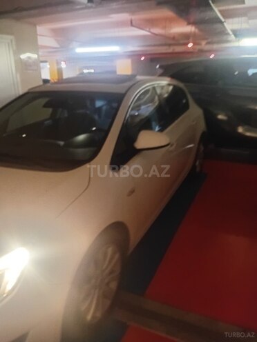 Opel Astra-2
